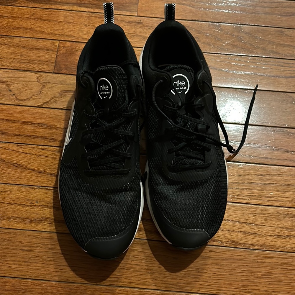 Like new Nike Renew, size 11